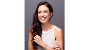 Charlotte Beckett Wiki, Age, Height, Biography, Boyfriends, Affairs