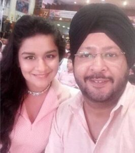 Avneet Kaur with her father Amandeep Nandra