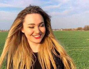 Anna Catify - Wiki, Age, Boyfriend, Birthday, Biography, TikTok and