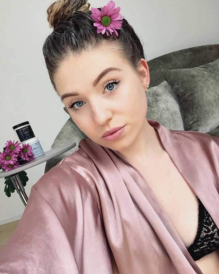 Bianca Heinicke's Age